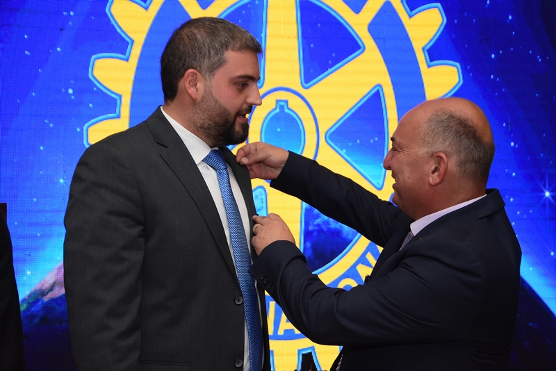 Rotary Rotaract and Interact Handing Over
